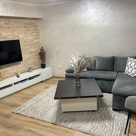 Pretty Luxury Apartament'S Клуж-Напока Екстериор снимка